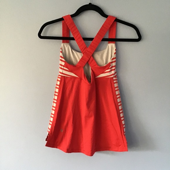 Lululemon Track & Train Tank Twin Stripe Love Red - Picture 4 of 4